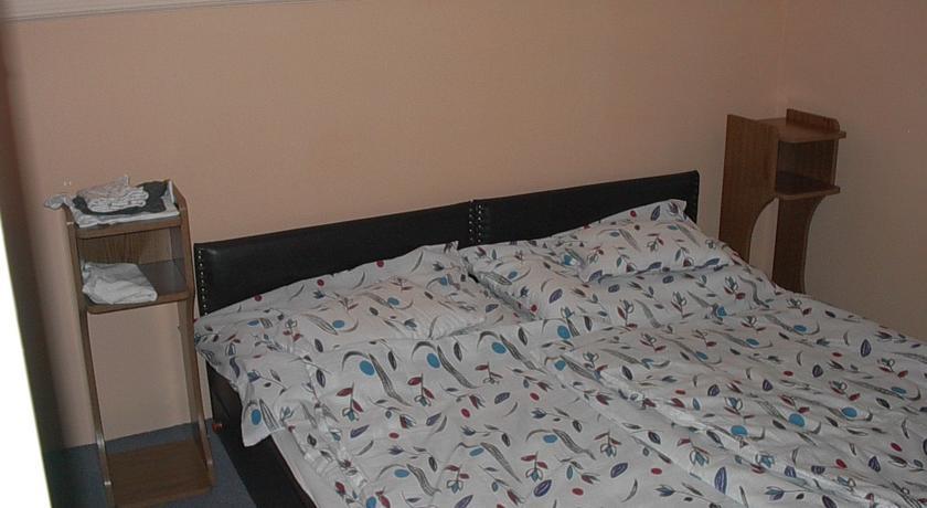 Babarczi Üdülőház Kiskunmajsa Habitación foto
