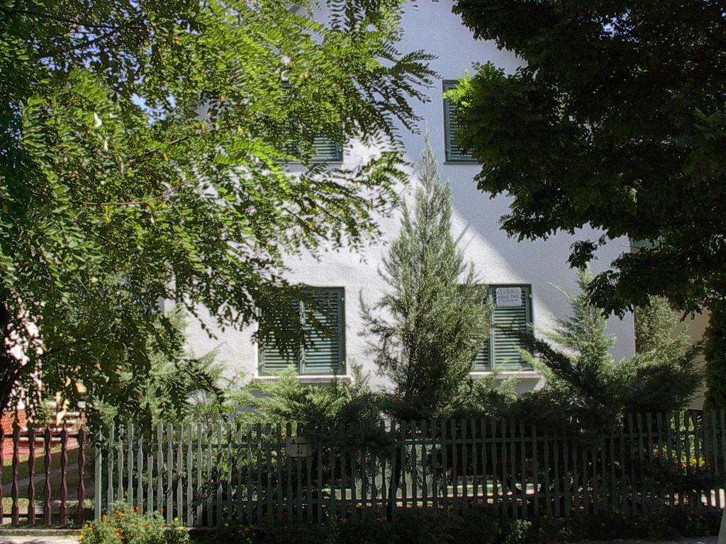 Babarczi Üdülőház Kiskunmajsa Habitación foto